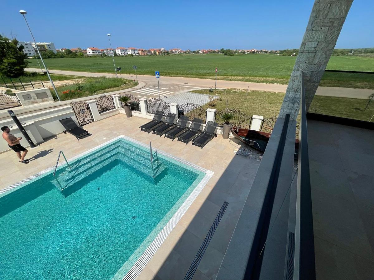 Vila Softic Azra Umag Luaran gambar