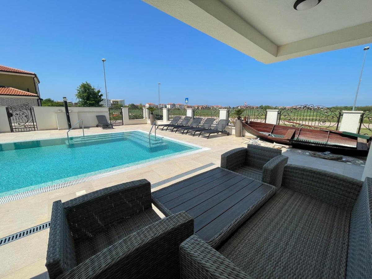 Vila Softic Azra Umag Luaran gambar