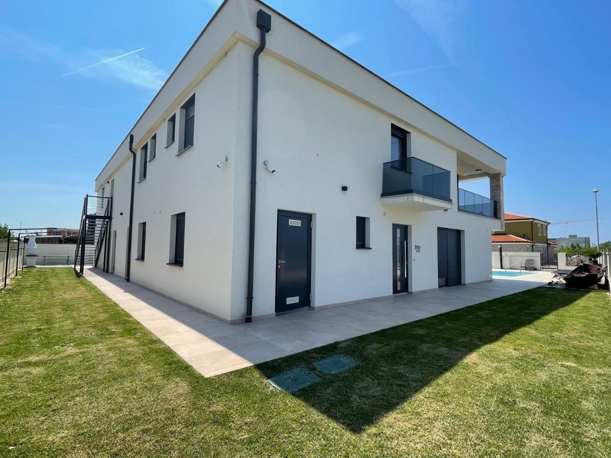 Vila Softic Azra Umag Luaran gambar